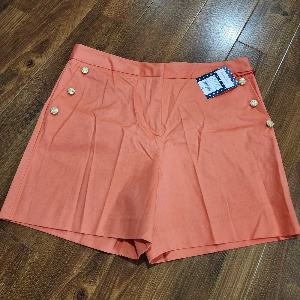 Marilyn Monroe Coral Button-Detail Shorts